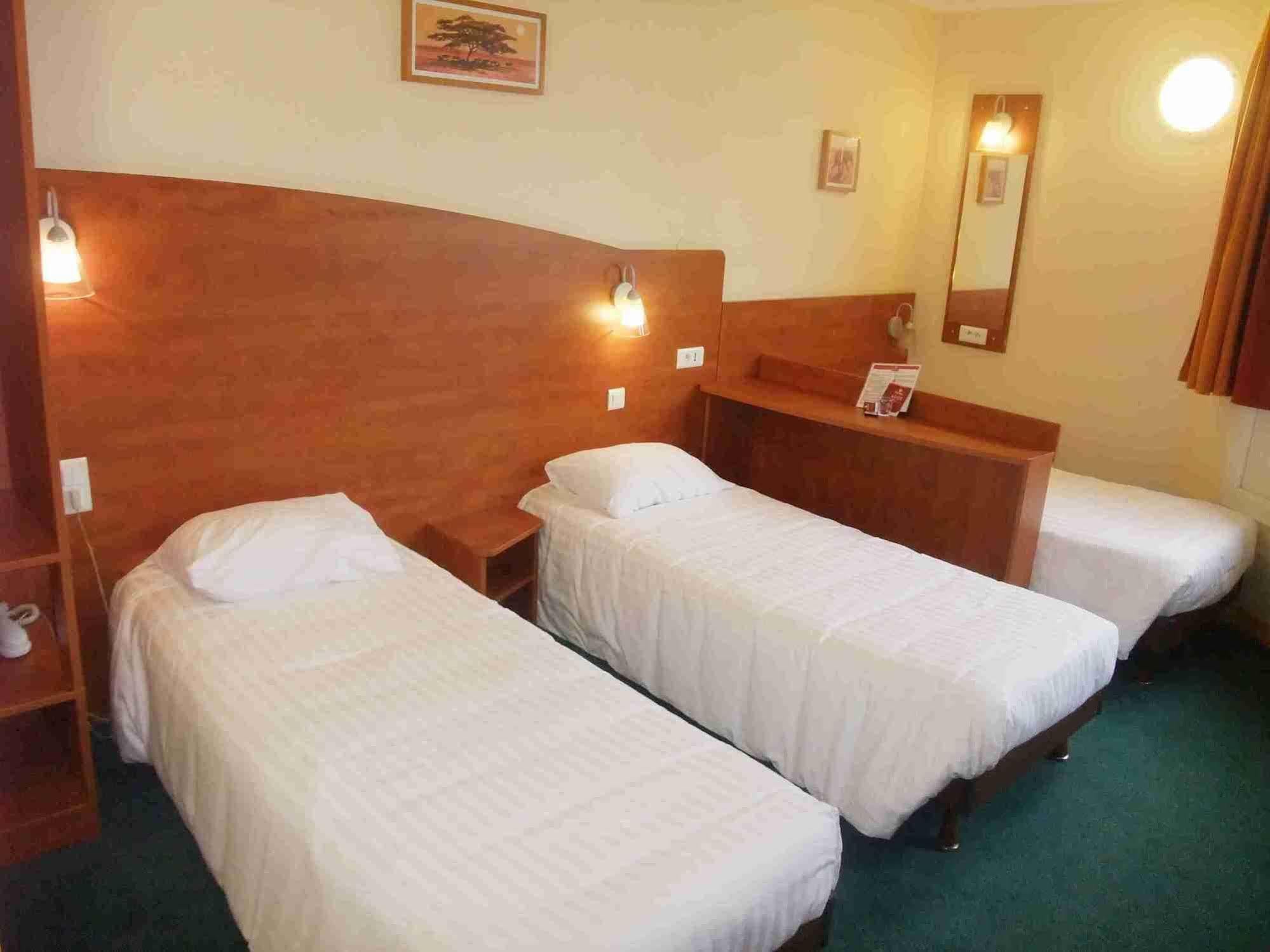 Adams Hotel เมซ์ ภายนอก รูปภาพ