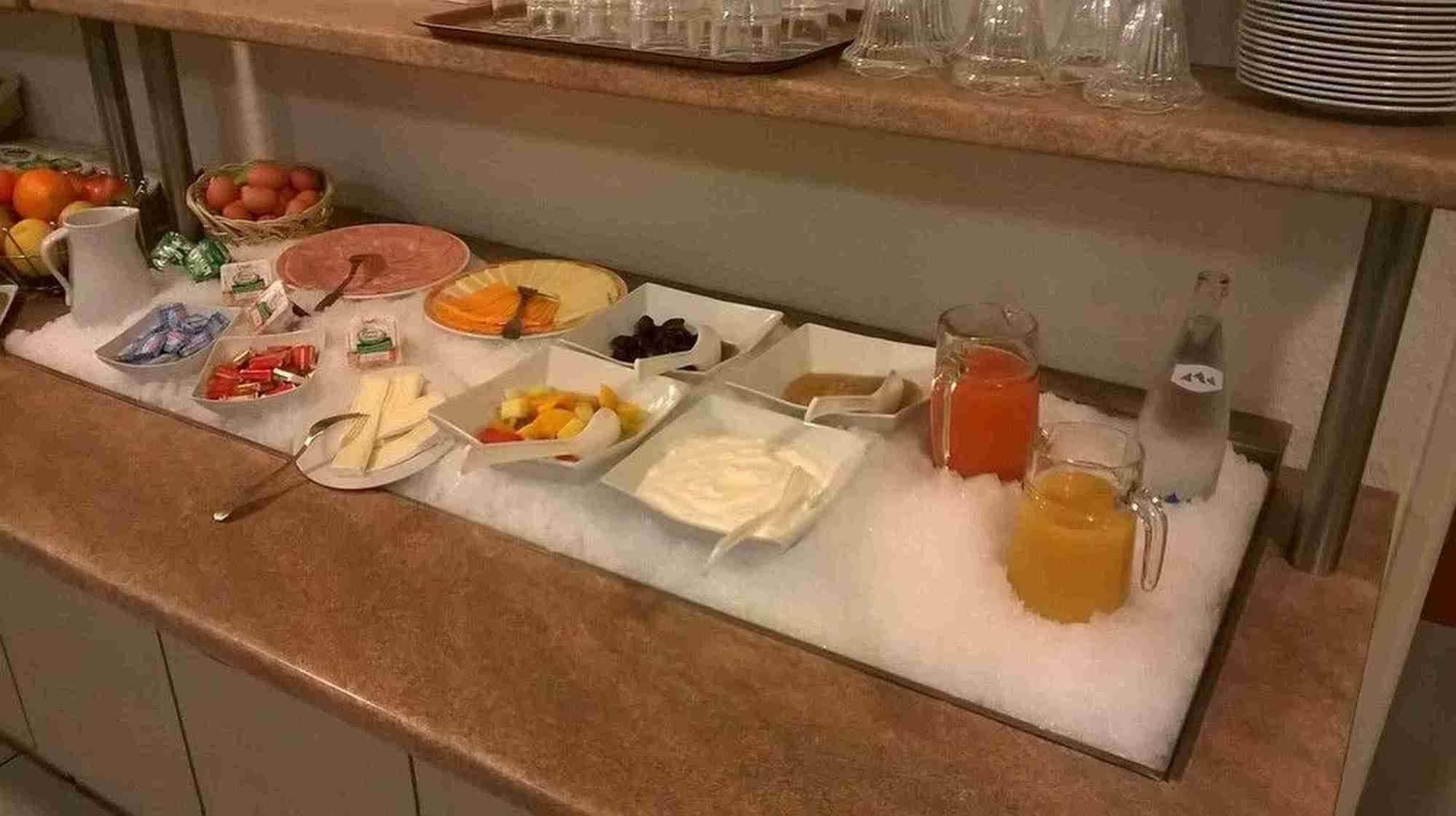 Adams Hotel เมซ์ ภายนอก รูปภาพ